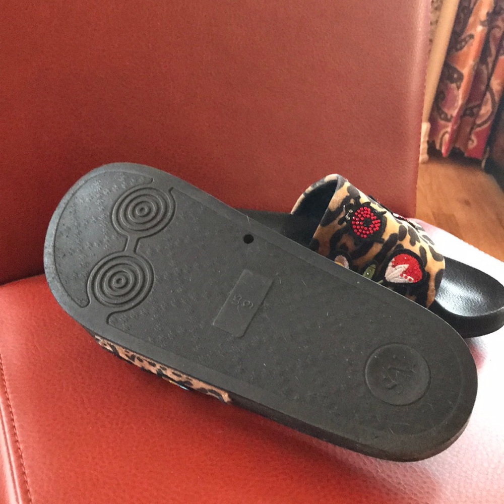 Shoes - Picture 2 of 2